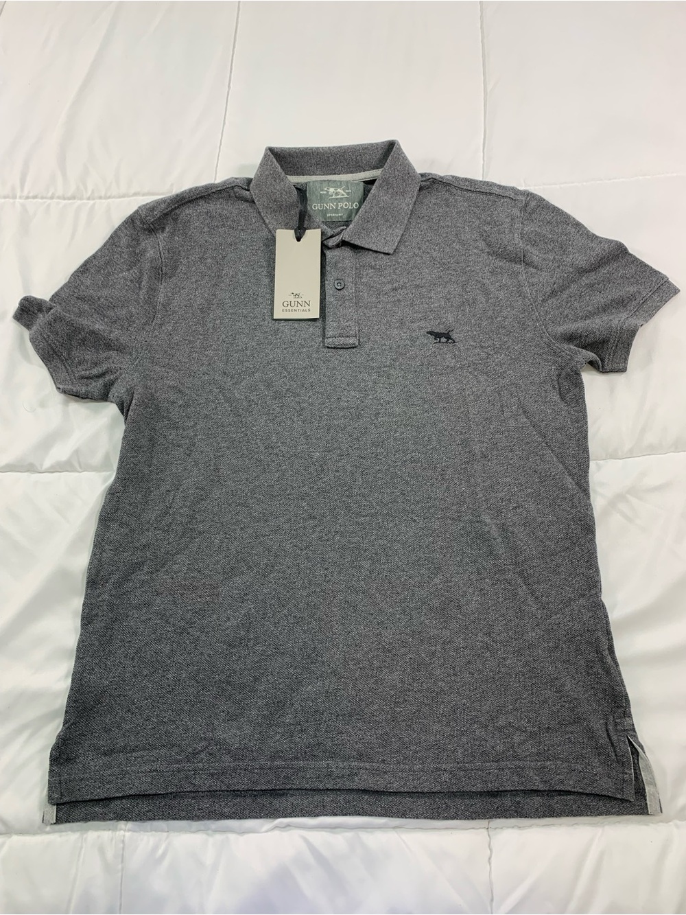 New GUNN POLO tshirt size M
